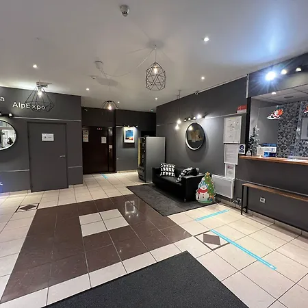 公寓式酒店 格勒诺布尔阿乐皮斯普公寓式酒店 2*