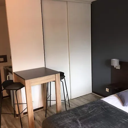 格勒诺布尔阿乐皮斯普公寓式酒店 格勒诺布尔