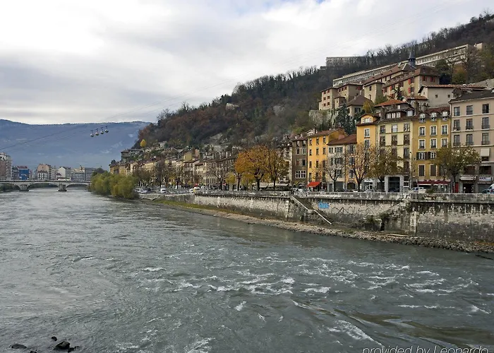 Appartea Alpexpo Aparthotel 2*